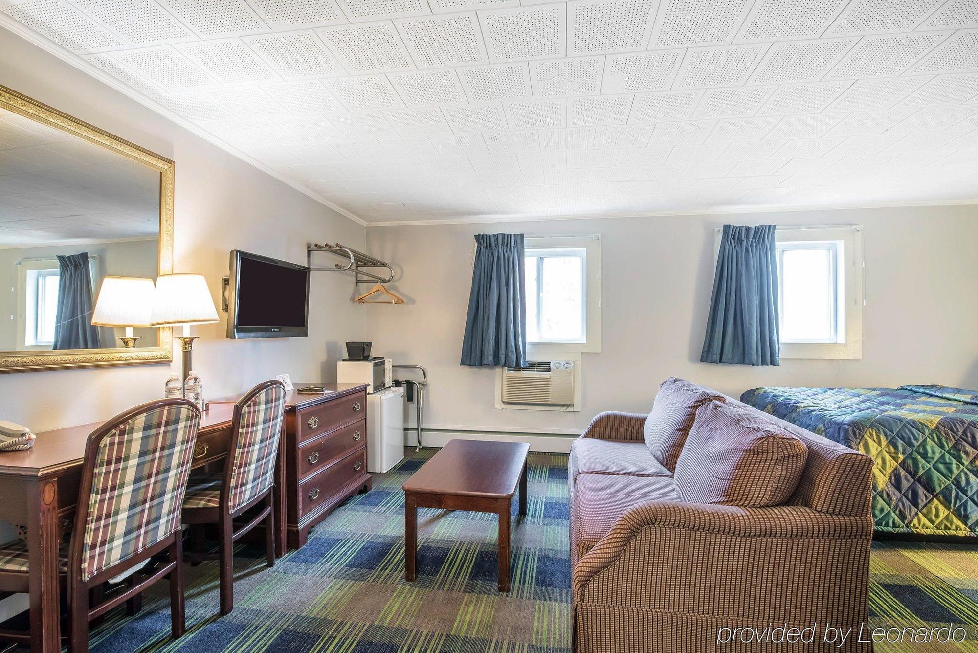 Royal Inn Claremont Ngoại thất bức ảnh