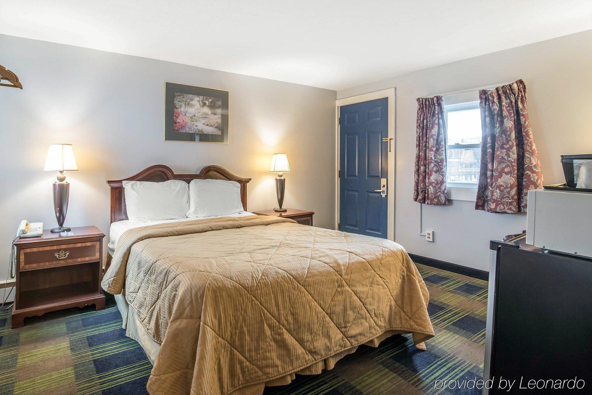 Royal Inn Claremont Ngoại thất bức ảnh