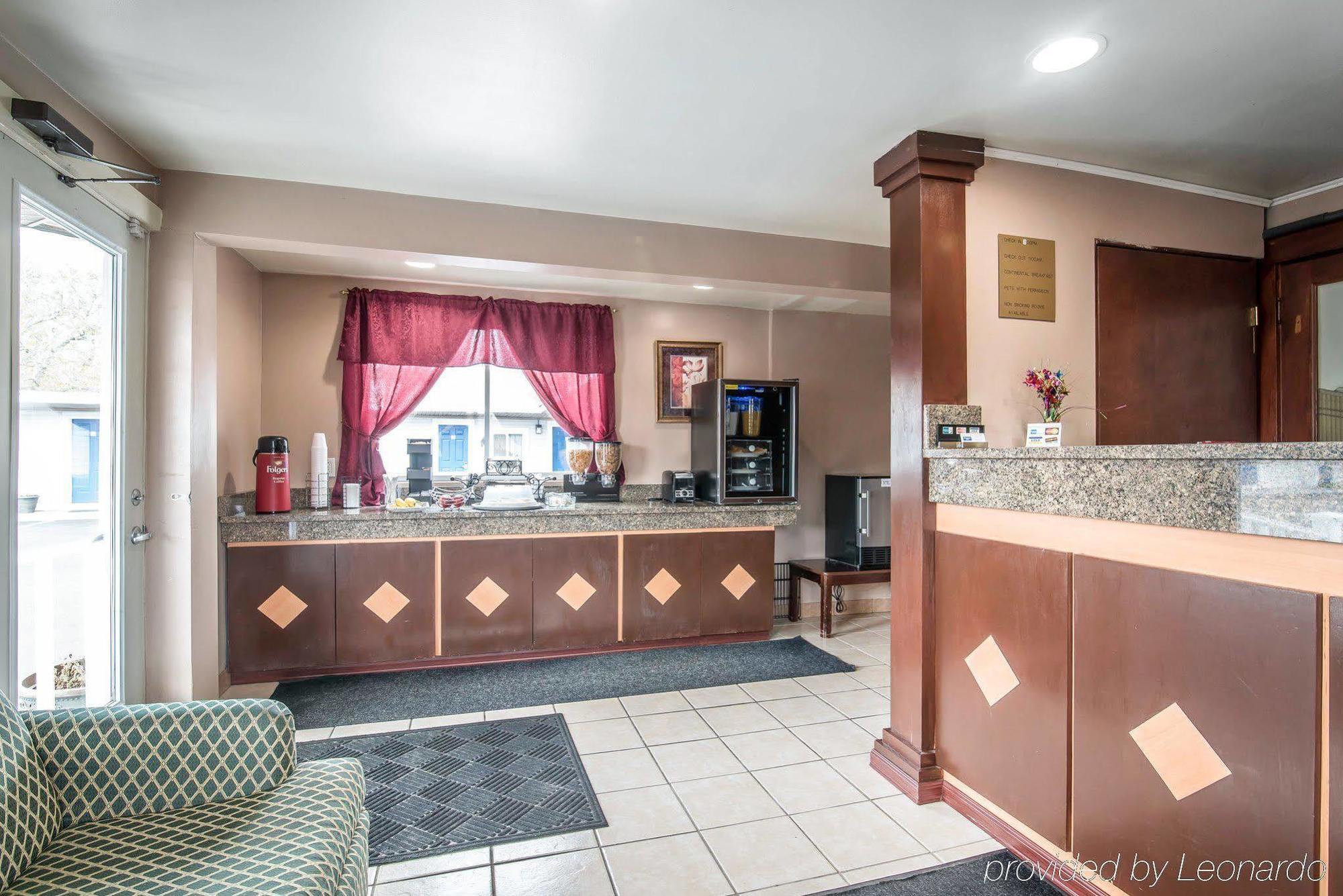 Royal Inn Claremont Ngoại thất bức ảnh