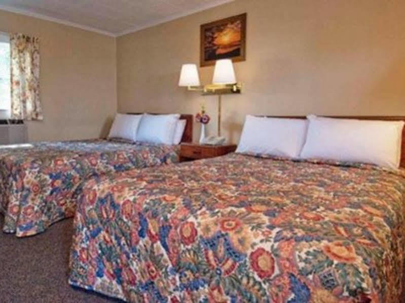 Royal Inn Claremont Ngoại thất bức ảnh